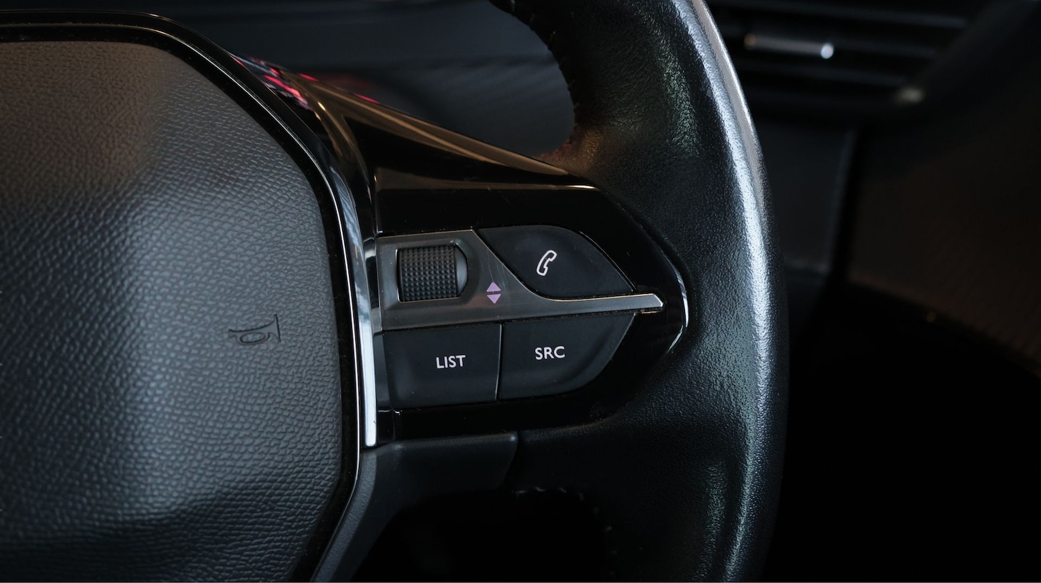 Used Peugeot 208 2020 for sale - 77941326: Photo 24