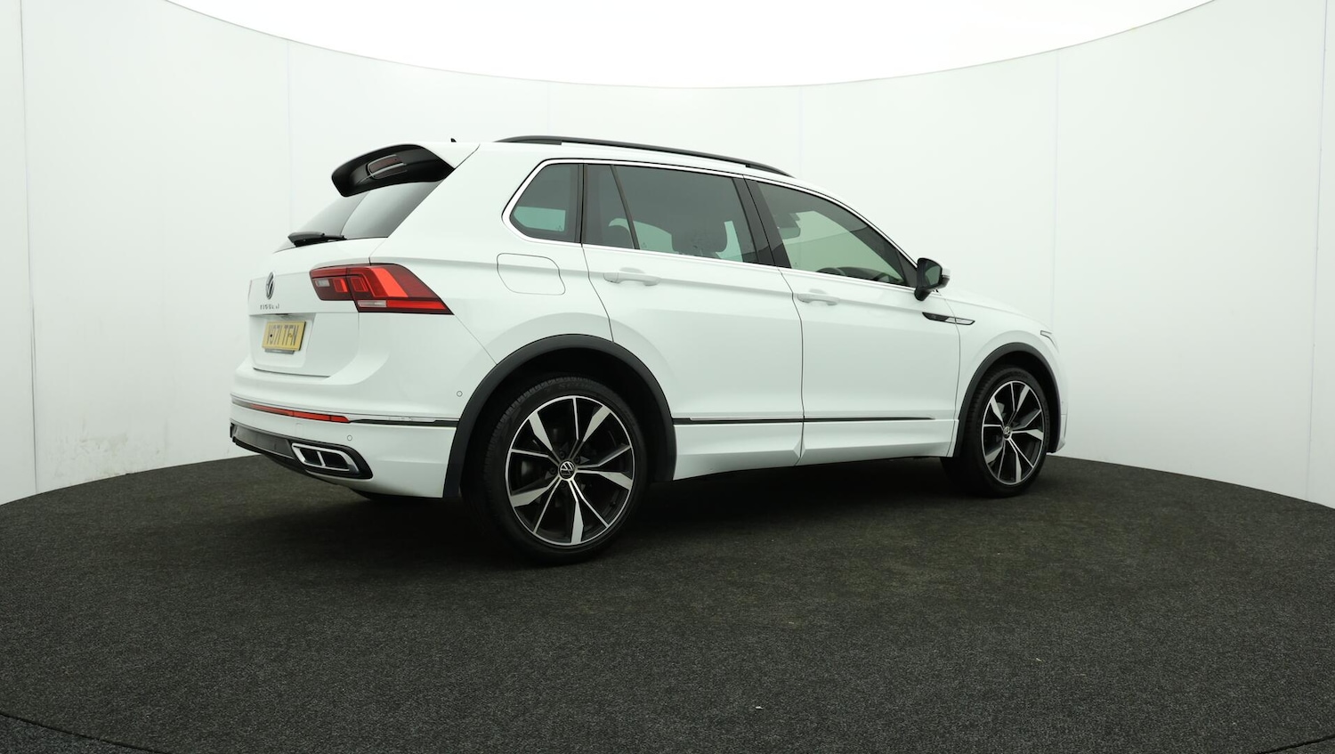 Used Volkswagen Tiguan 2021 for sale - 76122008: Photo 16