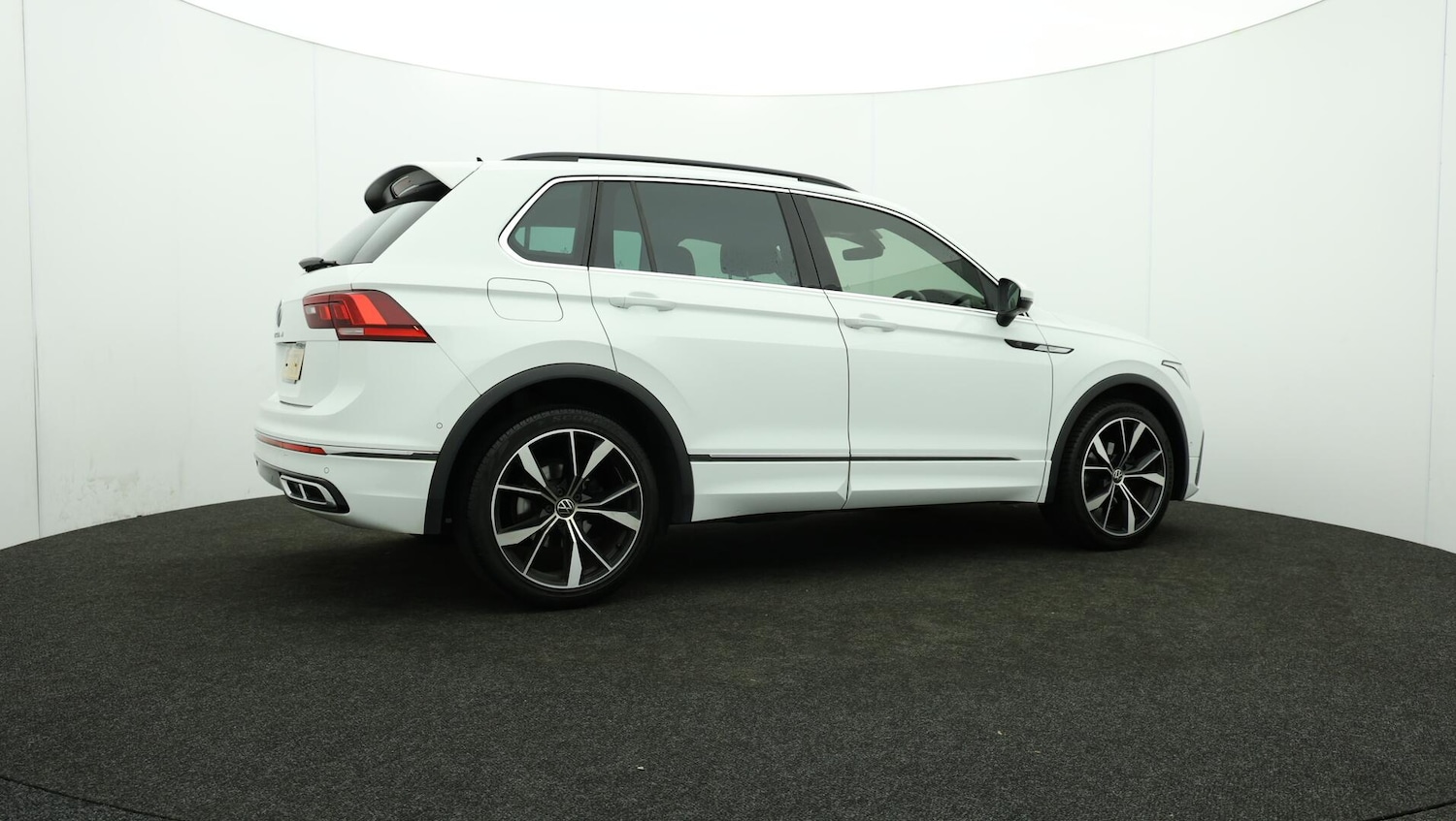 Used Volkswagen Tiguan 2021 for sale - 76122008: Photo 18