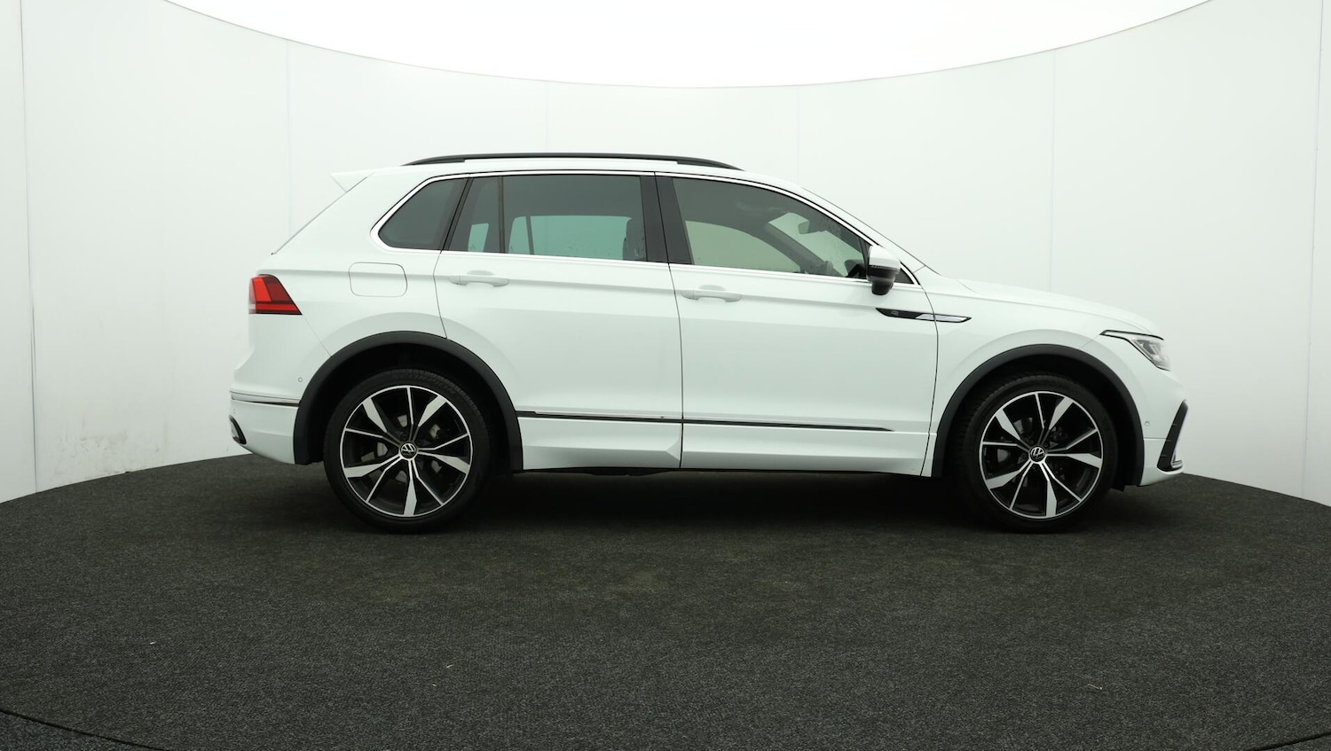 Used Volkswagen Tiguan 2021 for sale - 76122008: Photo 26