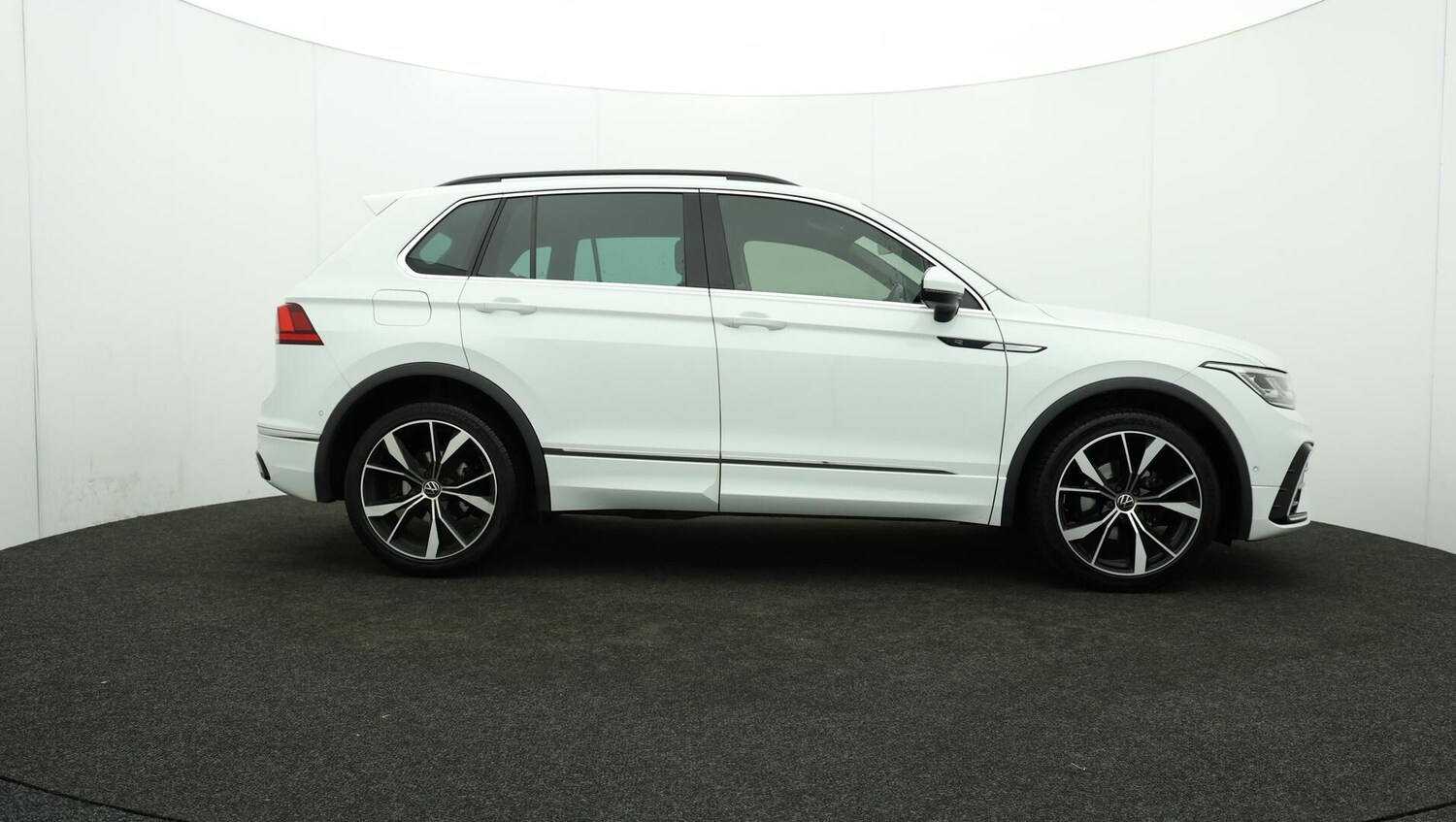 Used Volkswagen Tiguan 2021 for sale - 76122008: Photo 28