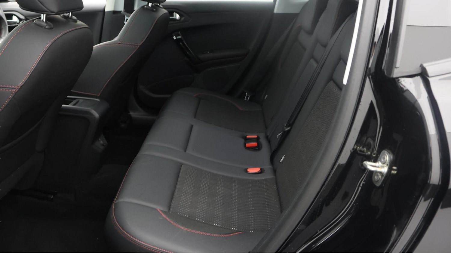 Used Peugeot 2008 2019 for sale - 76550119: Photo 17