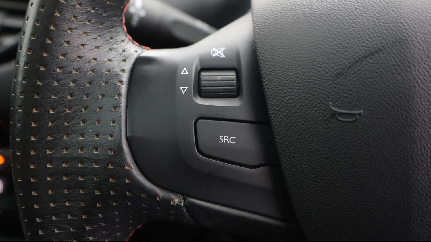 Used Peugeot 2008 2019 for sale - 76550119: Photo 24