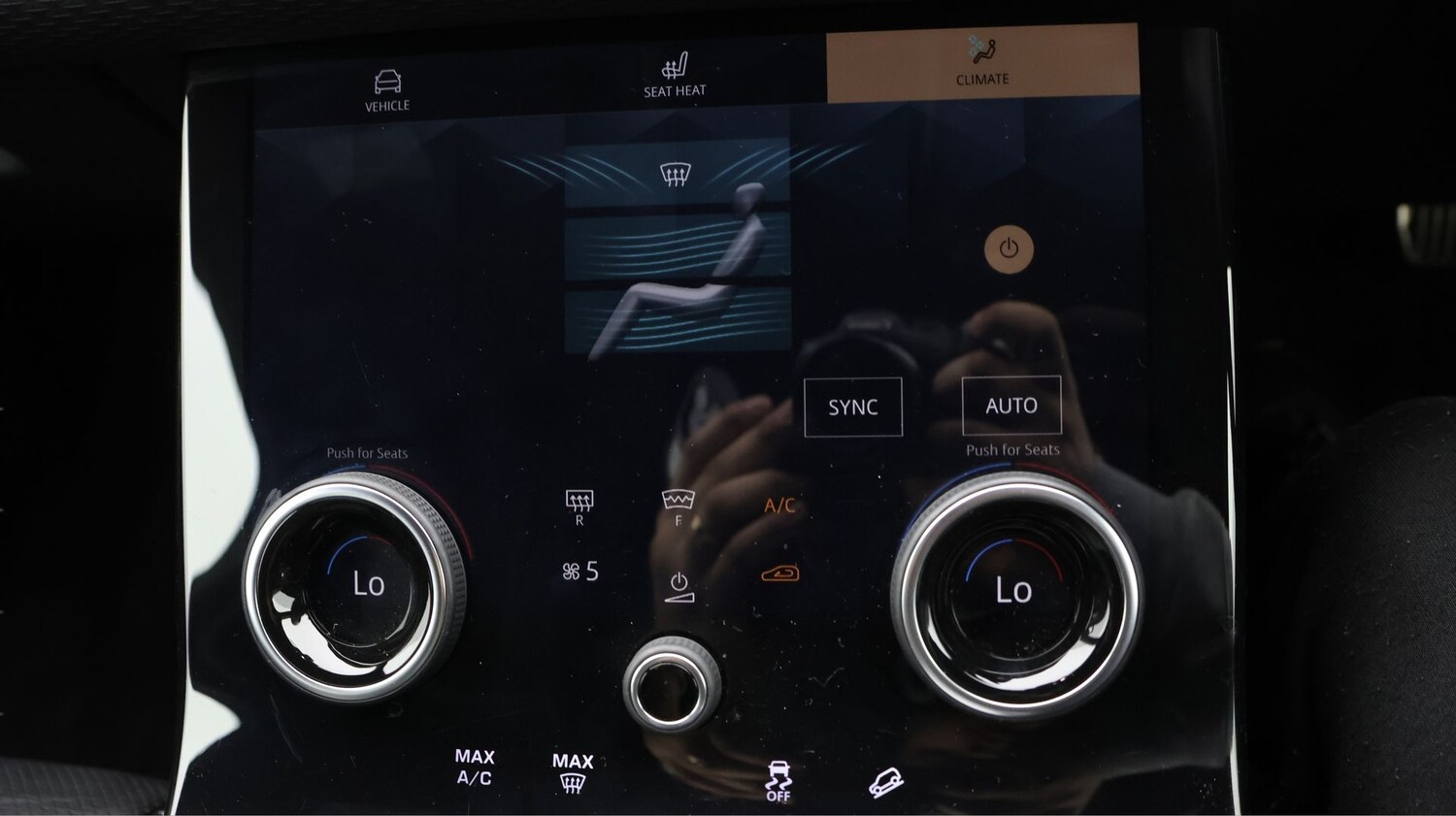 Used Land Rover Range Rover Velar 2021 for sale - 77318682: Photo 12