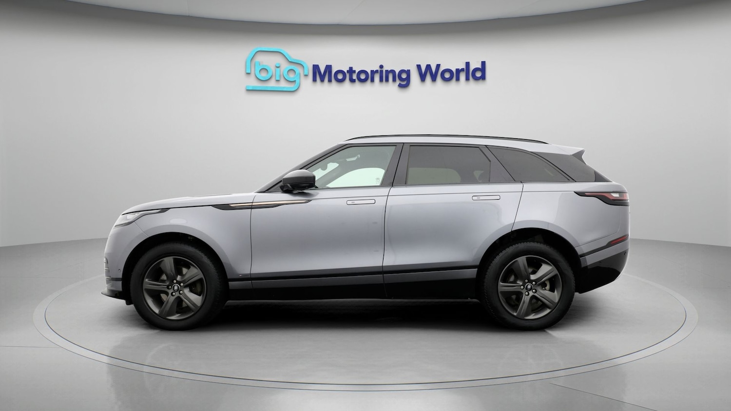 Used Land Rover Range Rover Velar 2021 for sale - 77318682: Photo 4