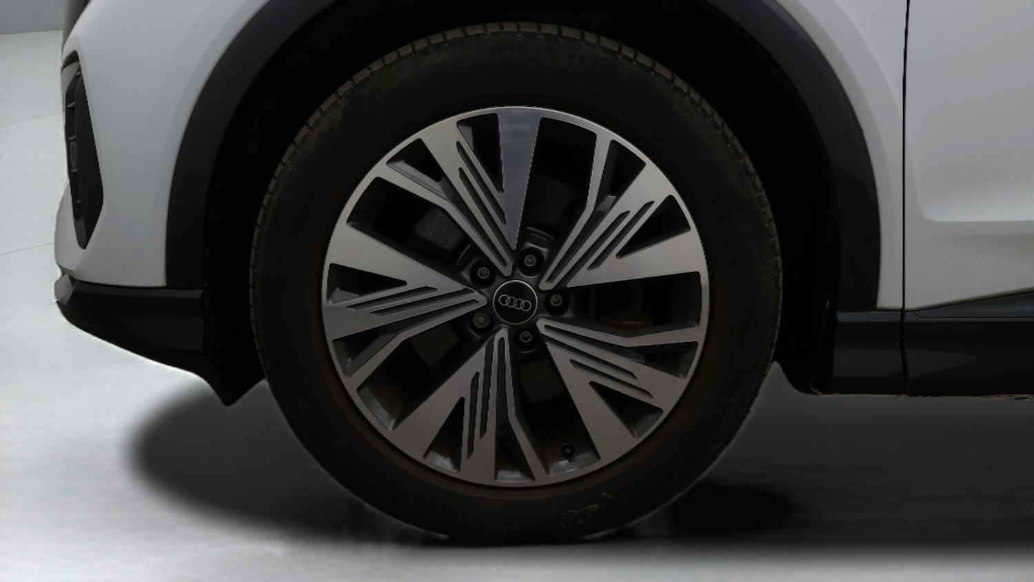 Used Audi Q4 e-tron 2023 for sale - 77136311: Photo 18