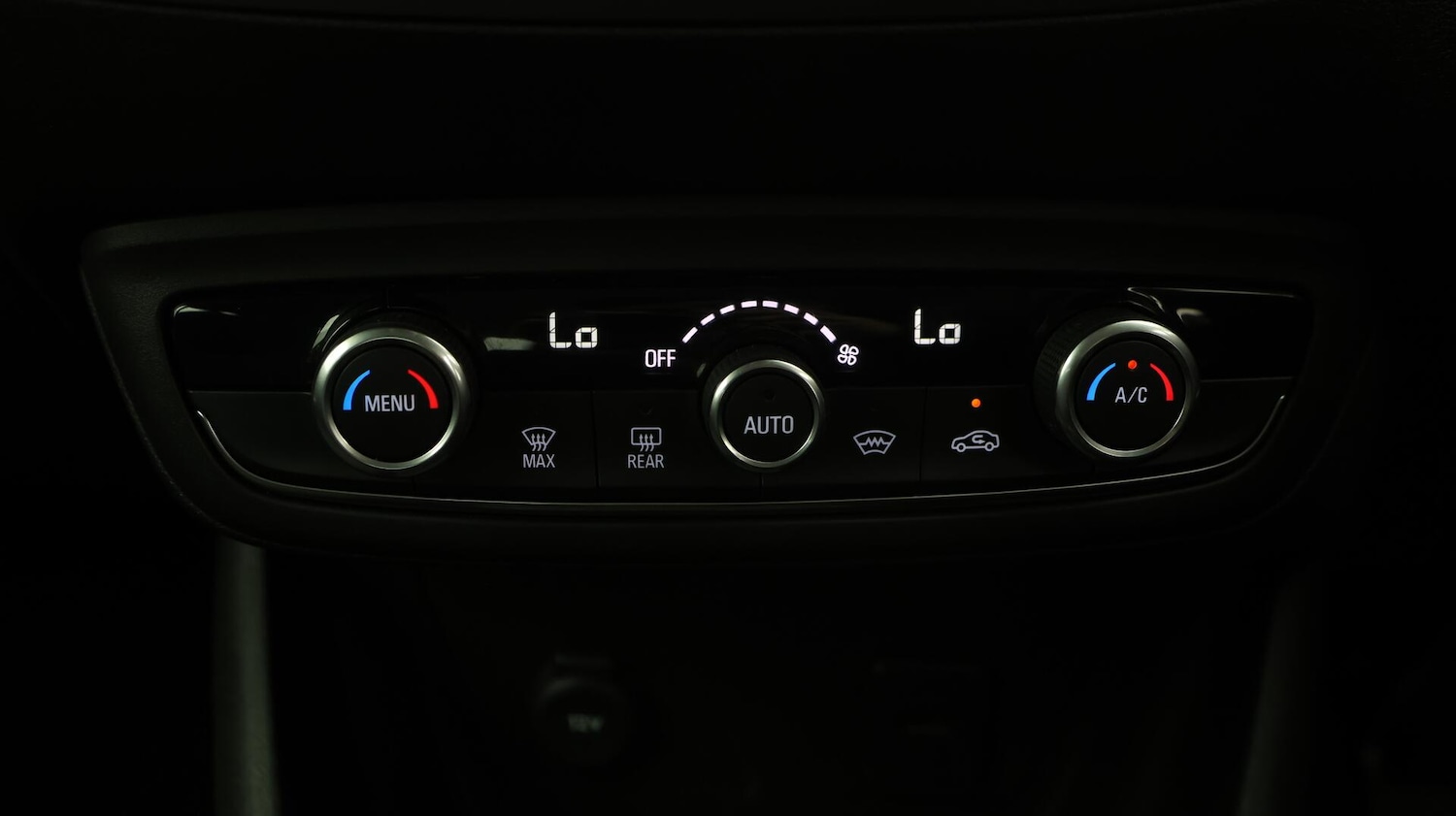 Used Vauxhall Crossland X 2017 for sale - 76633318: Photo 13