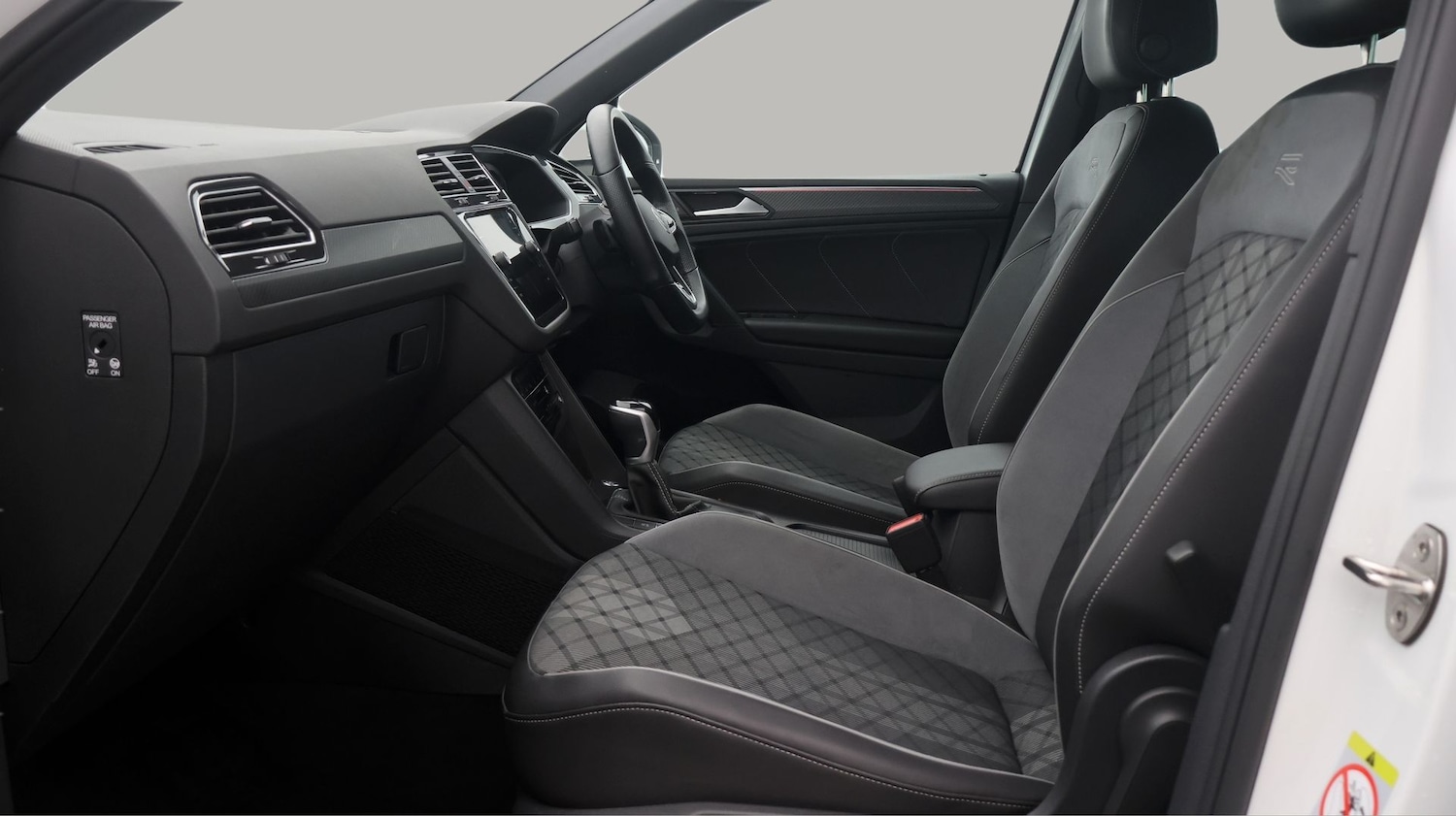 Used Volkswagen Tiguan 2023 for sale - 77379375: Photo 14