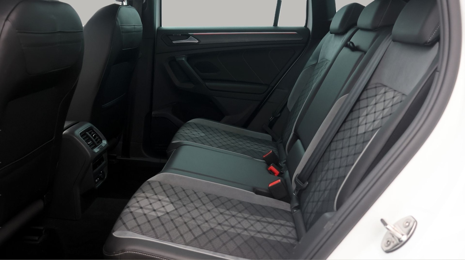 Used Volkswagen Tiguan 2023 for sale - 77379375: Photo 16