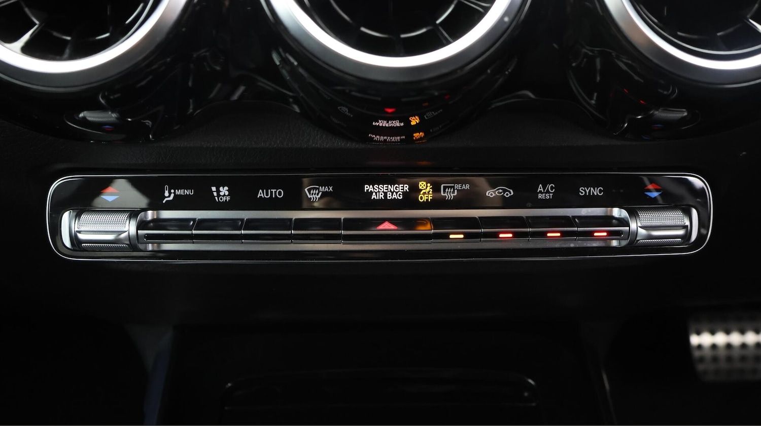 Used Mercedes-Benz GLB 2021 for sale - 76432269: Photo 13