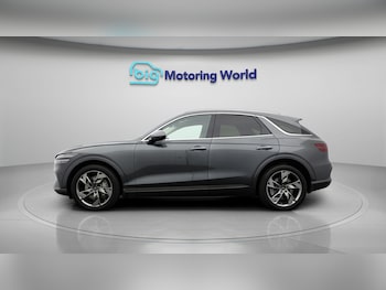 Used Genesis GV70 2024 for sale - 79340628: Photo