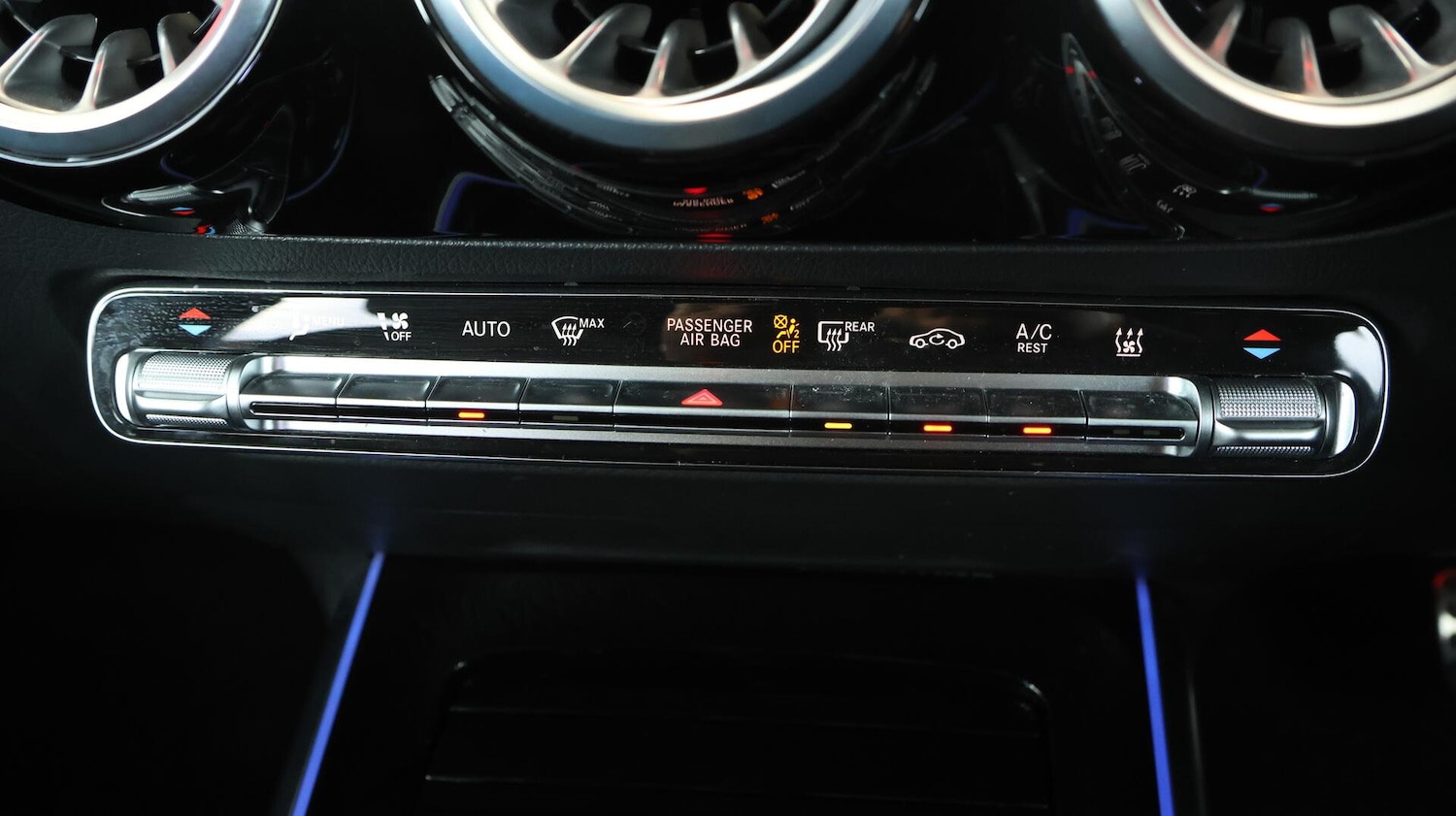 Used Mercedes-Benz GLA 2024 for sale - 76201010: Photo 13