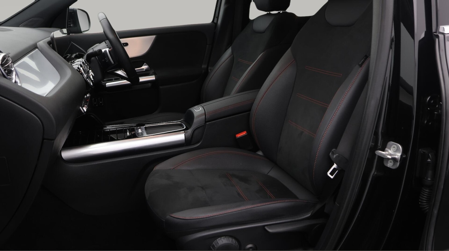 Used Mercedes-Benz GLA 2024 for sale - 76201010: Photo 15