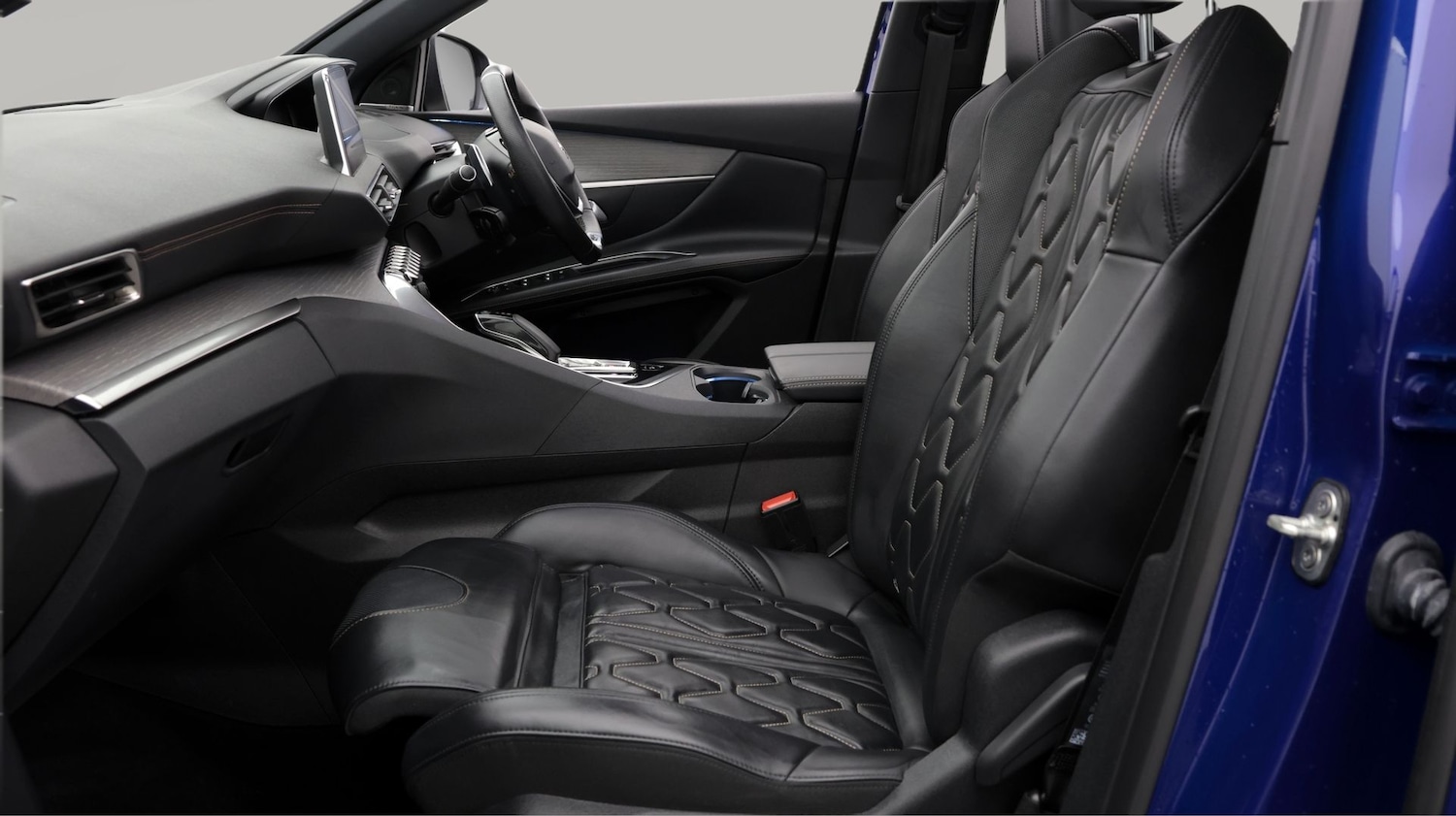 Used Peugeot 3008 2020 for sale - 77610318: Photo 14