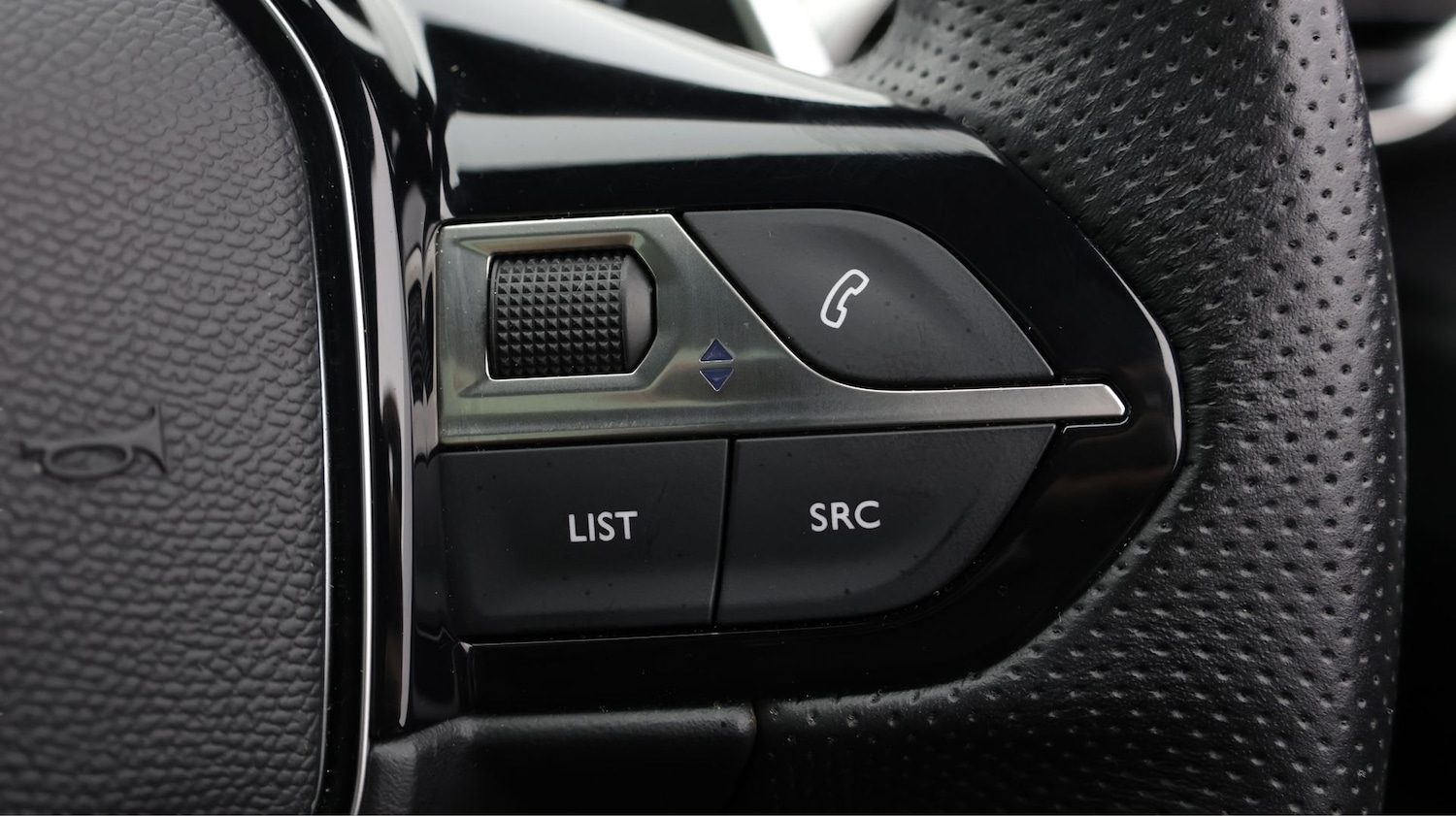 Used Peugeot 3008 2020 for sale - 77610318: Photo 22