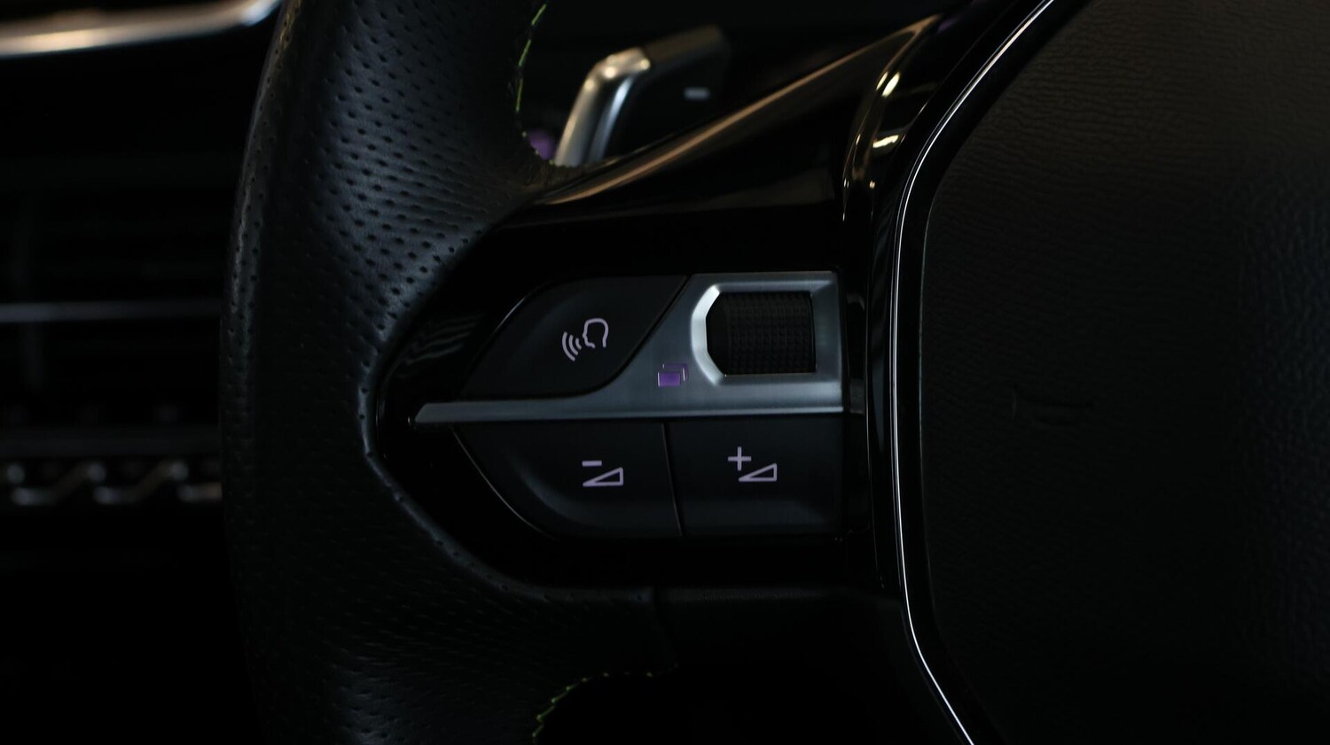 Used Peugeot 2008 2020 for sale - 76560894: Photo 25