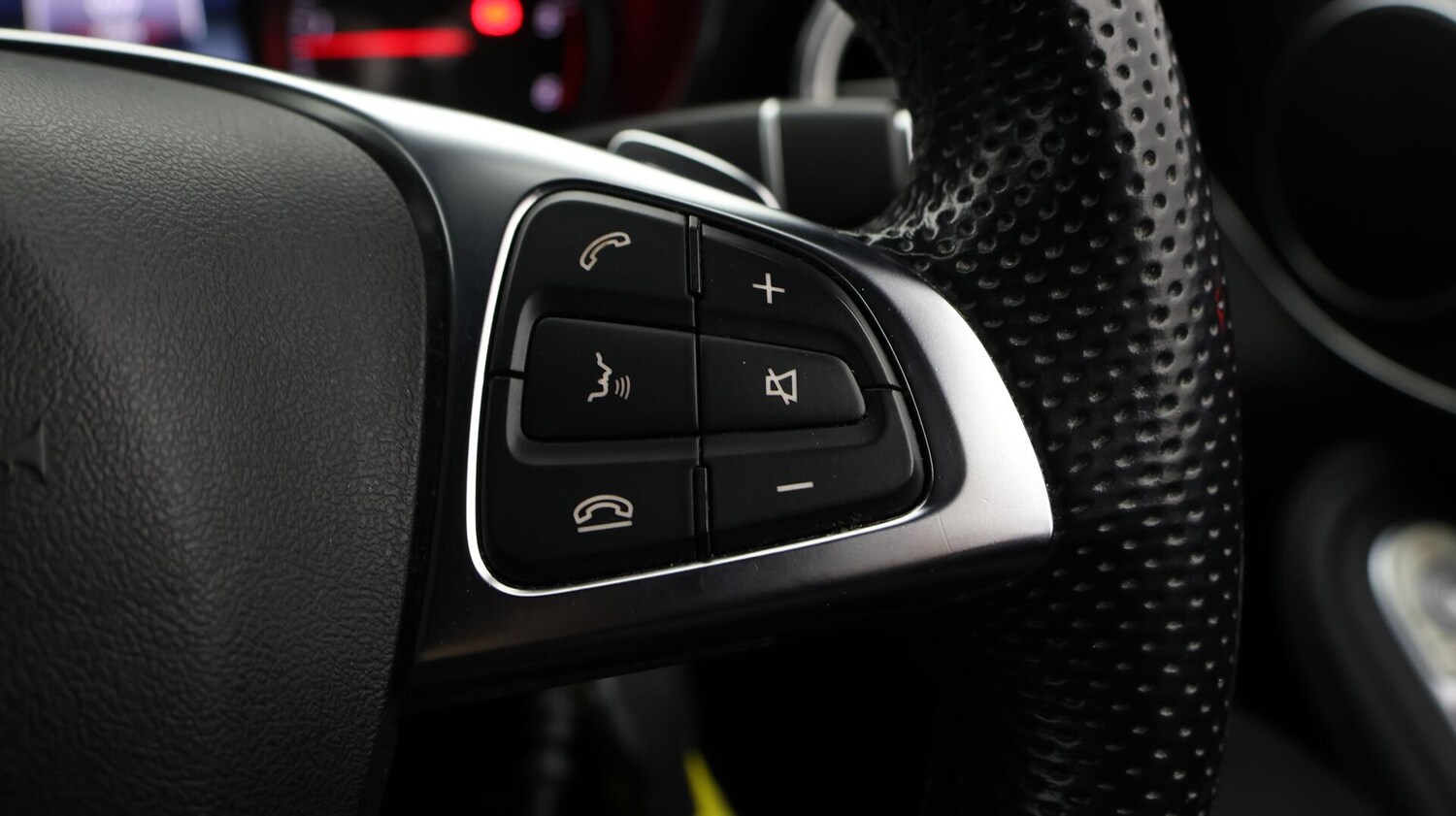 Used Mercedes-Benz GLC 2017 for sale - 76658362: Photo 25