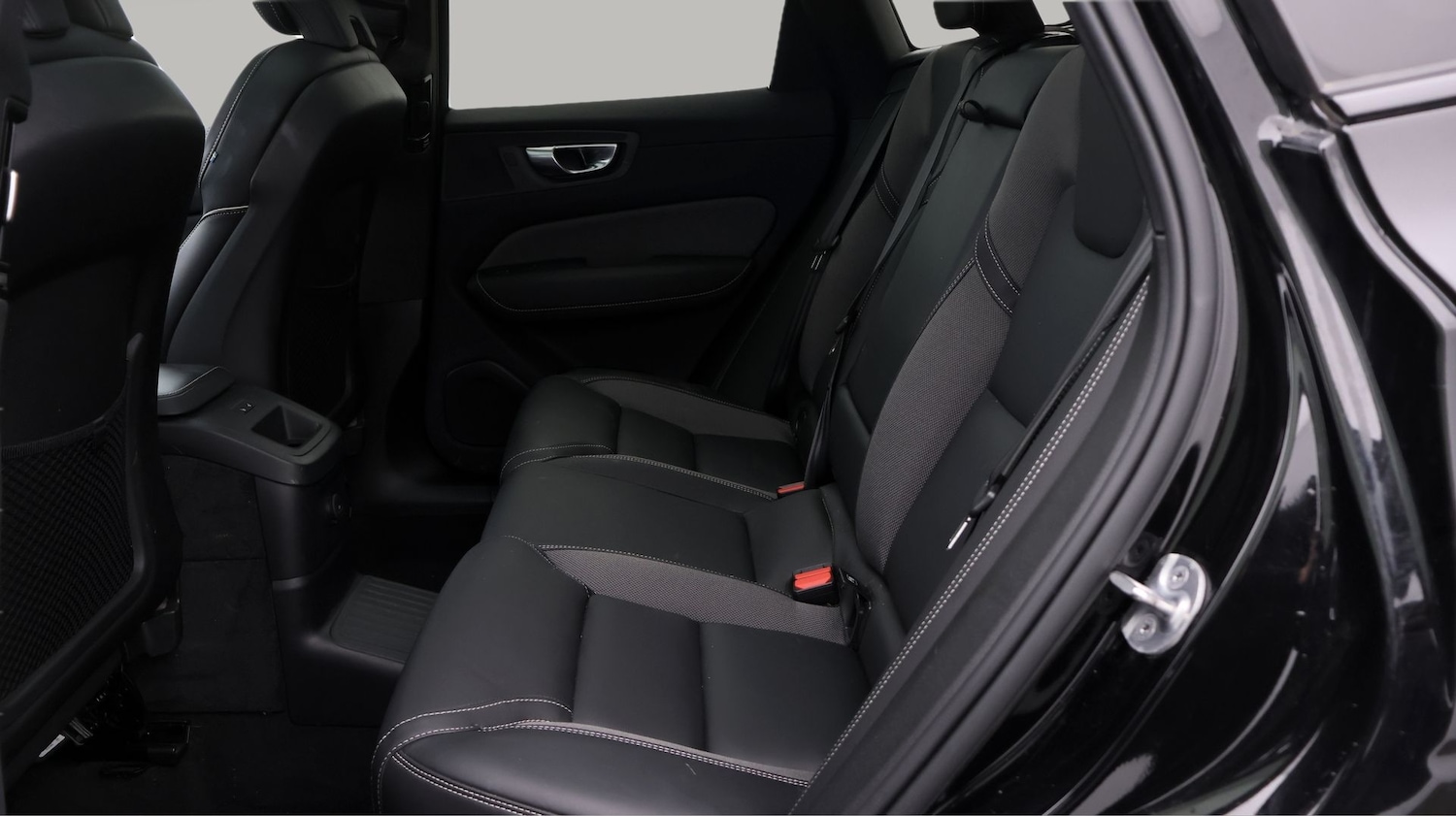 Used Volvo XC60 2024 for sale - 77952213: Photo 16