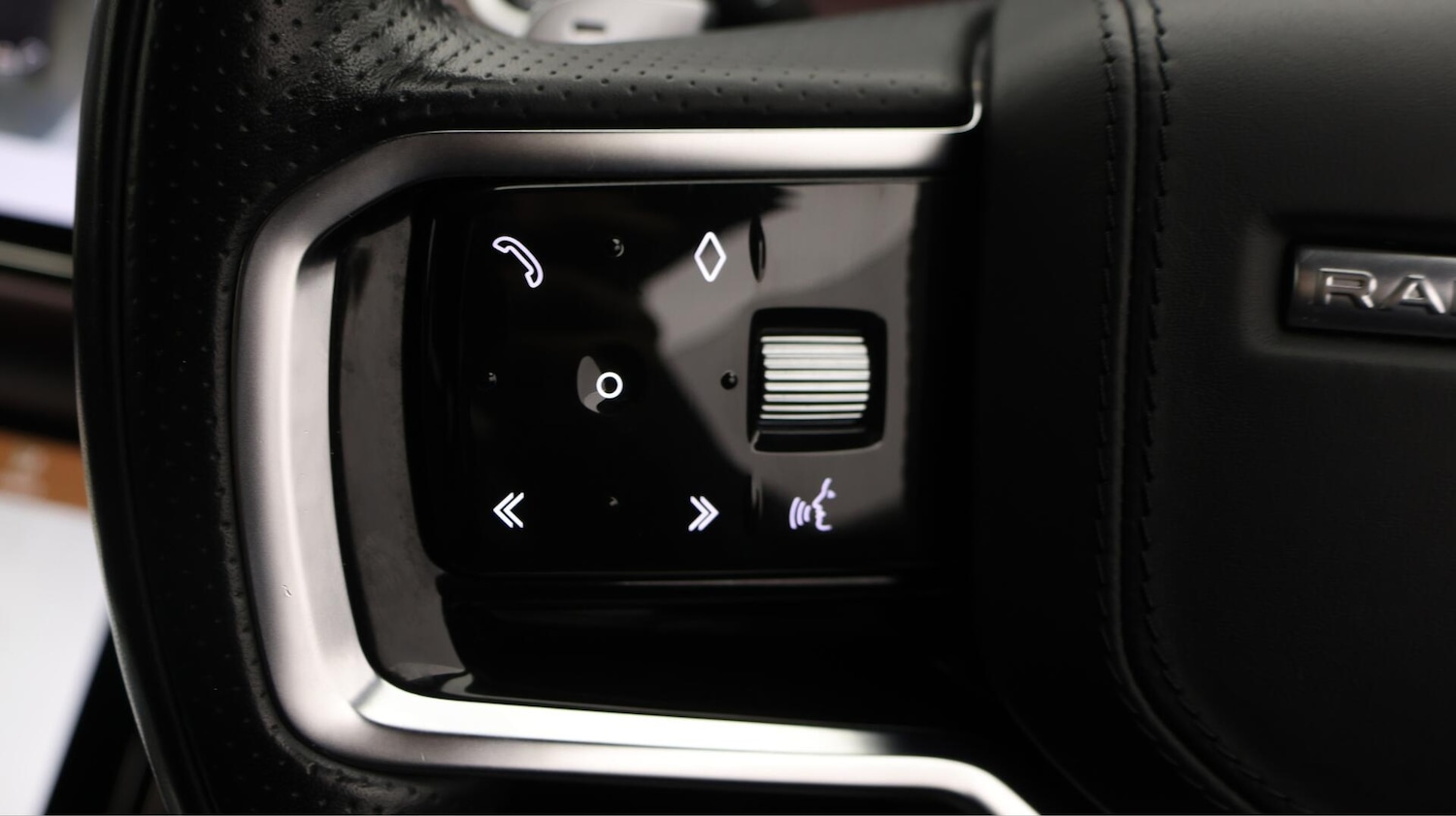 Used Land Rover Range Rover Evoque 2021 for sale - 76512554: Photo 22