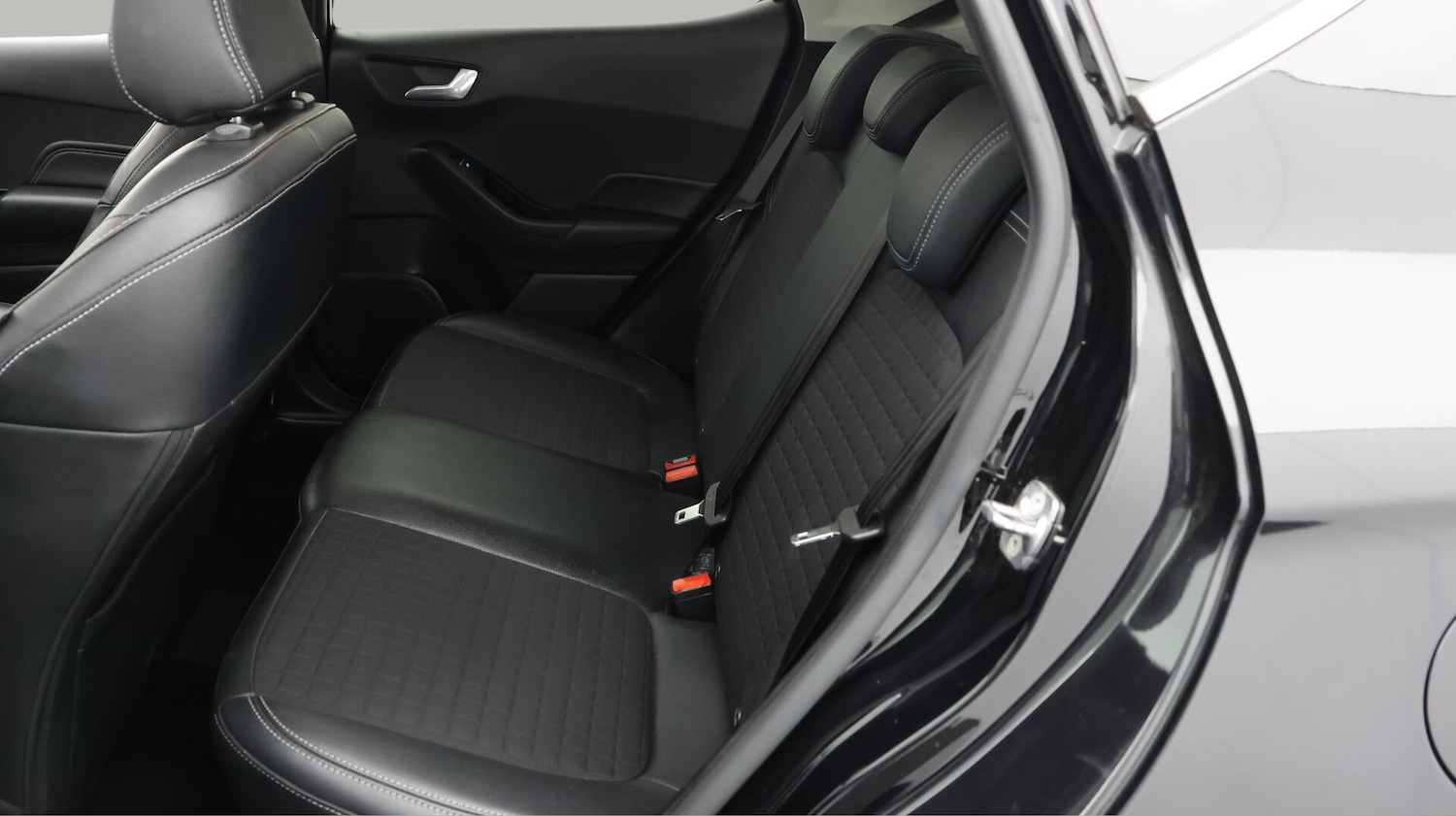 Used Ford Fiesta 2019 for sale - 76295433: Photo 17