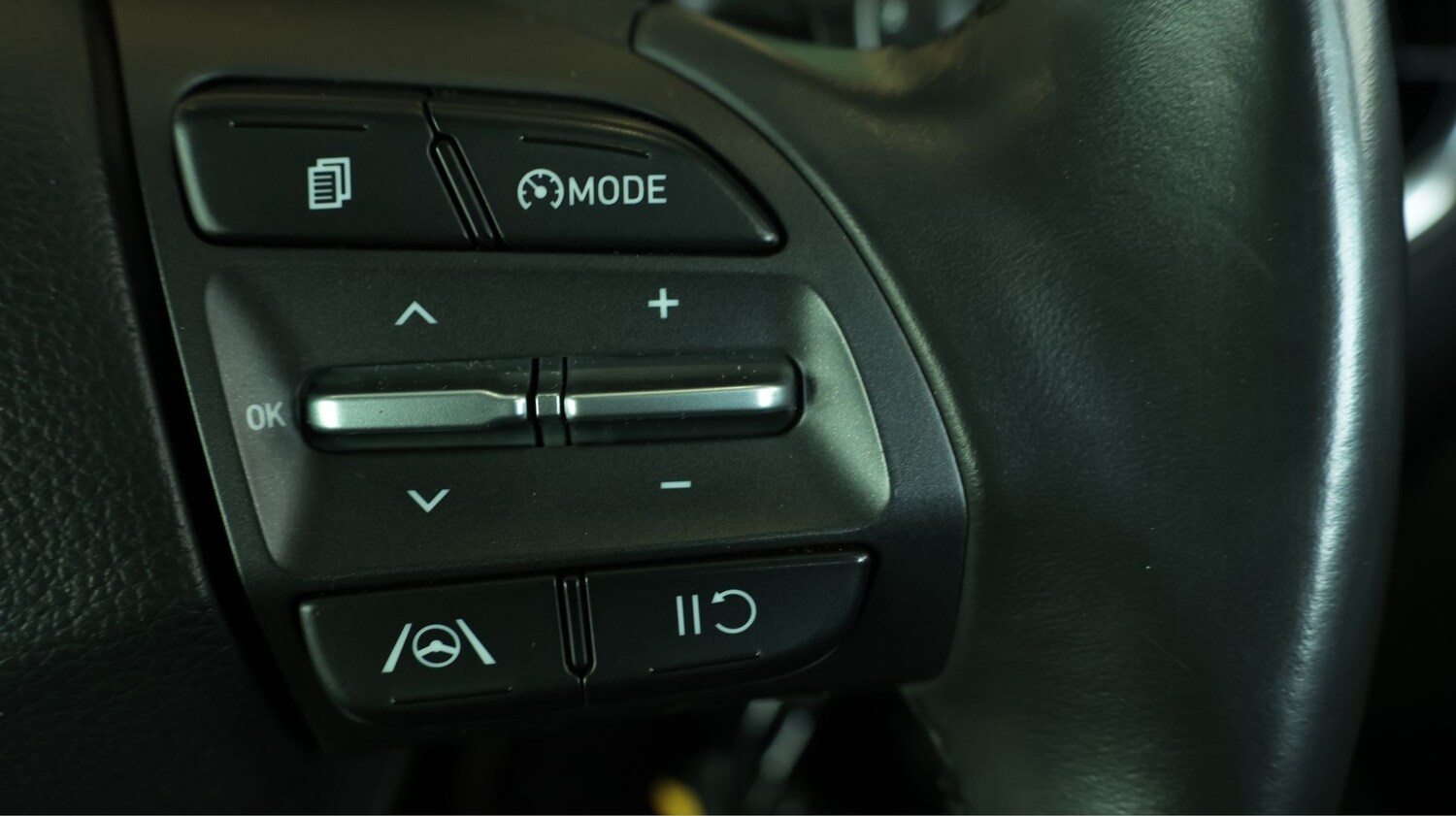 Used Hyundai KONA 2023 for sale - 77719069: Photo 26