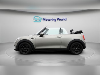 Used MINI Convertible 2020 for sale - 77585581: Photo