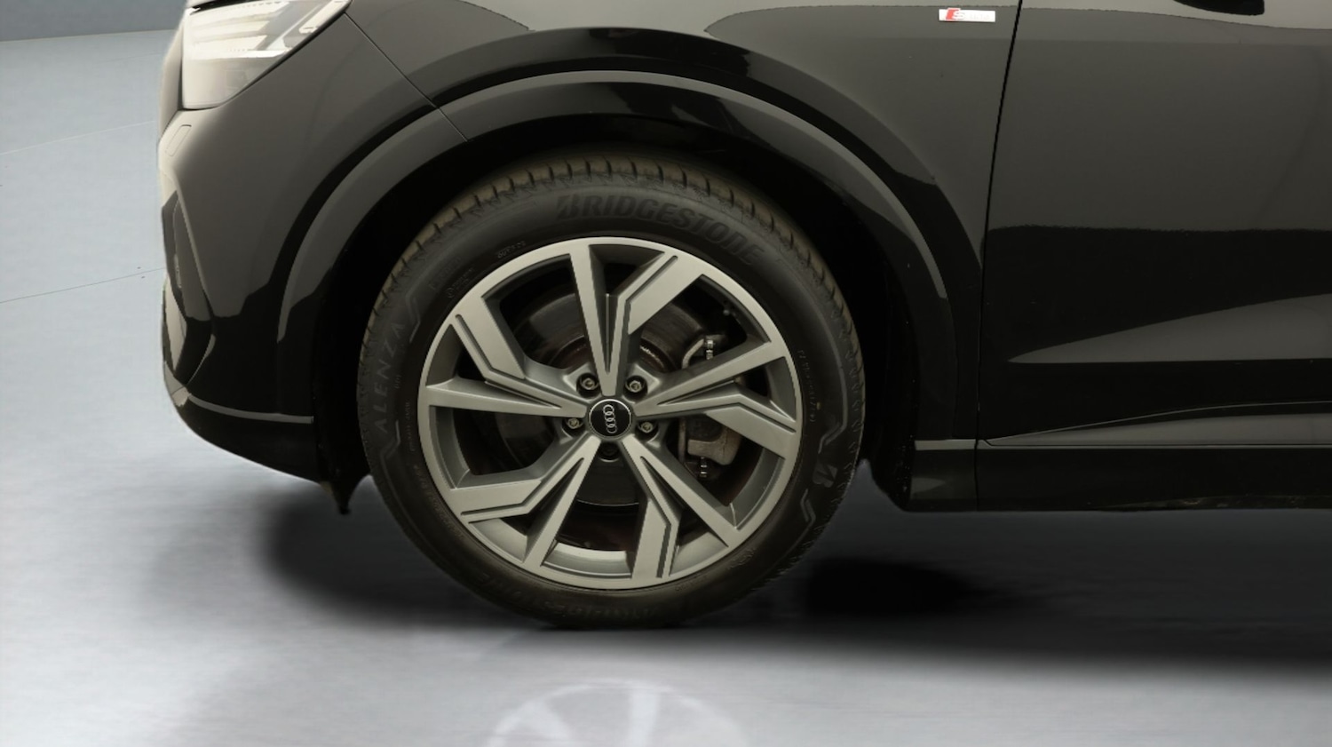 Used Audi Q4 e-tron 2021 for sale - 77732652: Photo 18