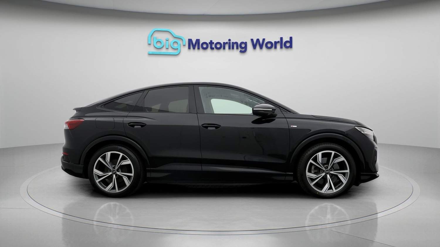 Used Audi Q4 e-tron 2021 for sale - 77732652: Photo 8