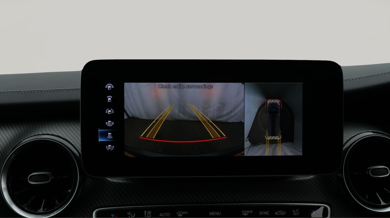 Used Mercedes-Benz V-Class 2023 for sale - 77837396: Photo 24