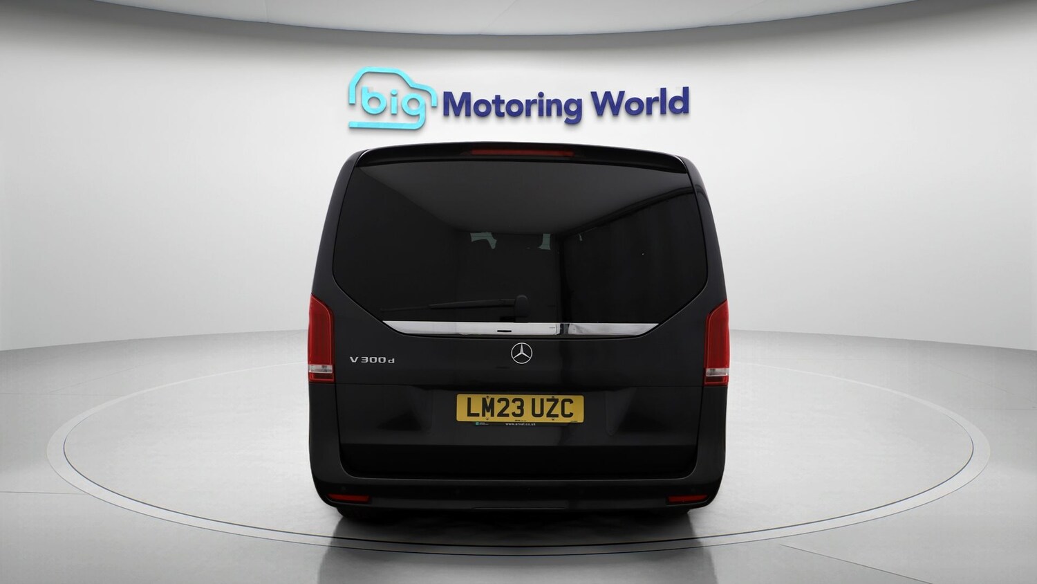 Used Mercedes-Benz V-Class 2023 for sale - 77837396: Photo 6