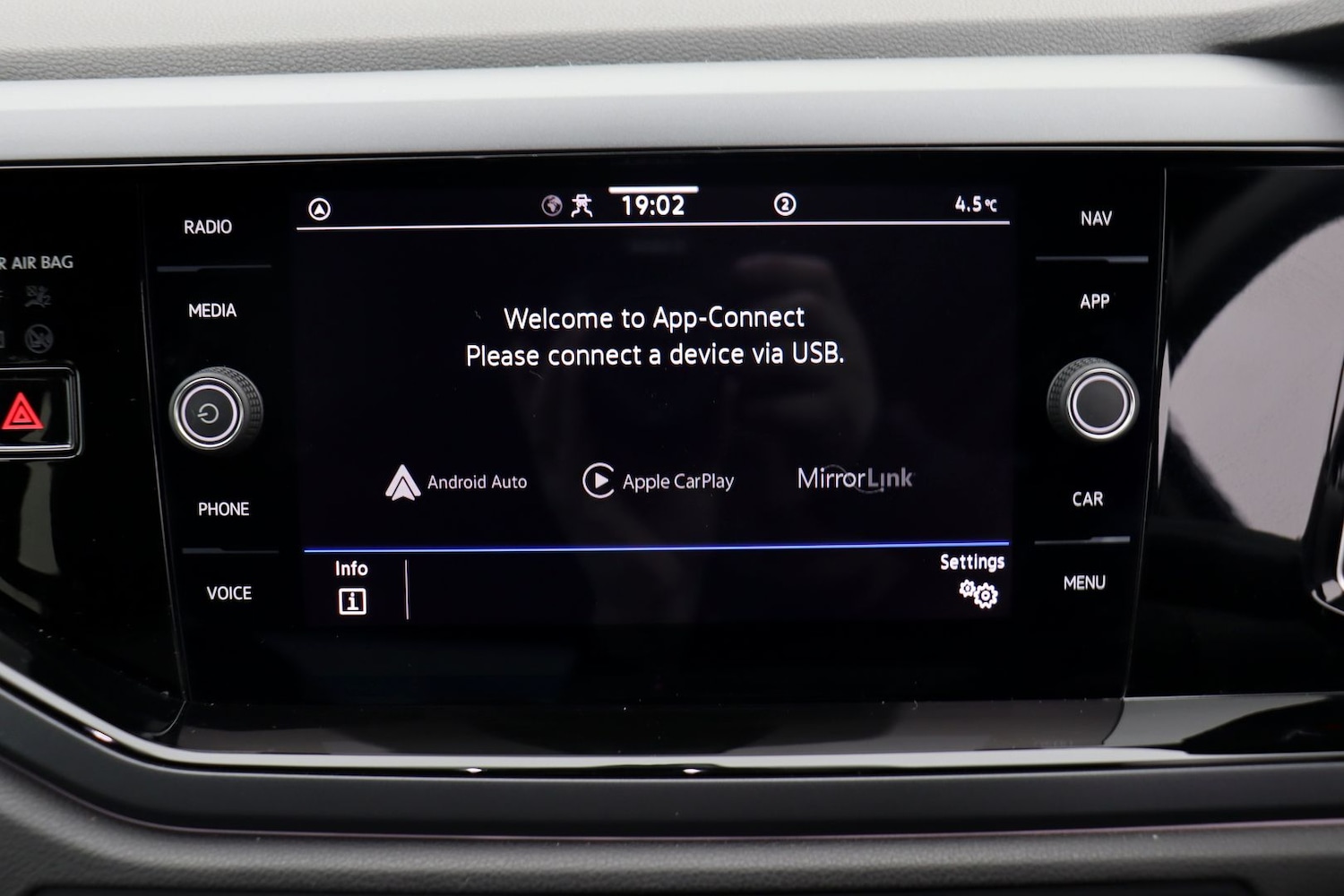 Used Volkswagen Polo 2022 for sale - 77346135: Photo 22