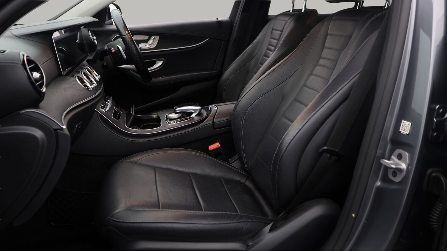 Used Mercedes-Benz E Class 2020 for sale - 77231689: Photo 14