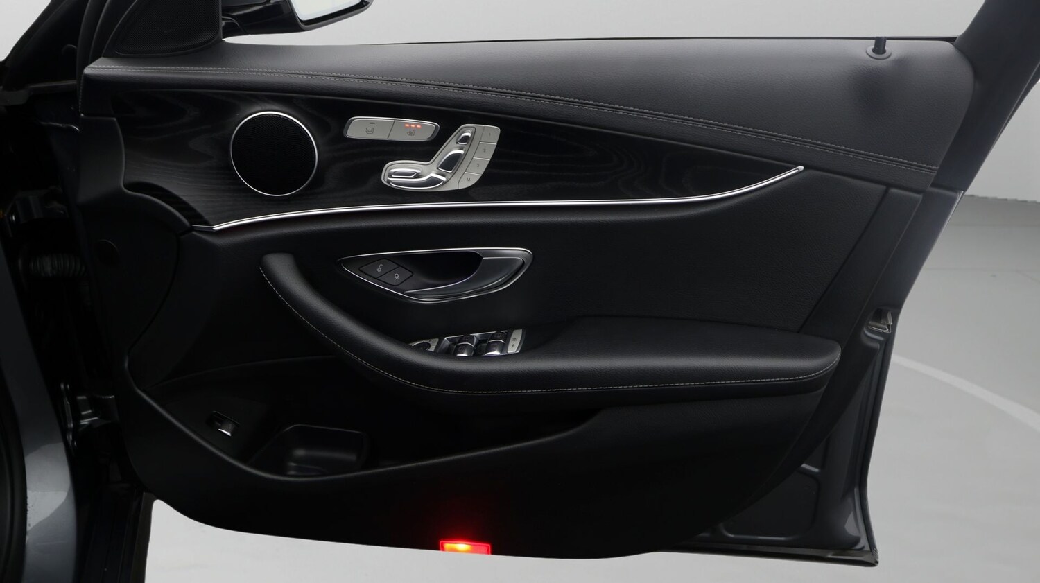 Used Mercedes-Benz E Class 2020 for sale - 77231689: Photo 15