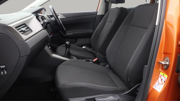 Used Volkswagen Polo 2018 for sale - 76259579: Photo 15