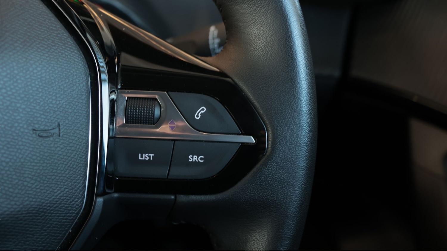 Used Peugeot 2008 2023 for sale - 77840785: Photo 25