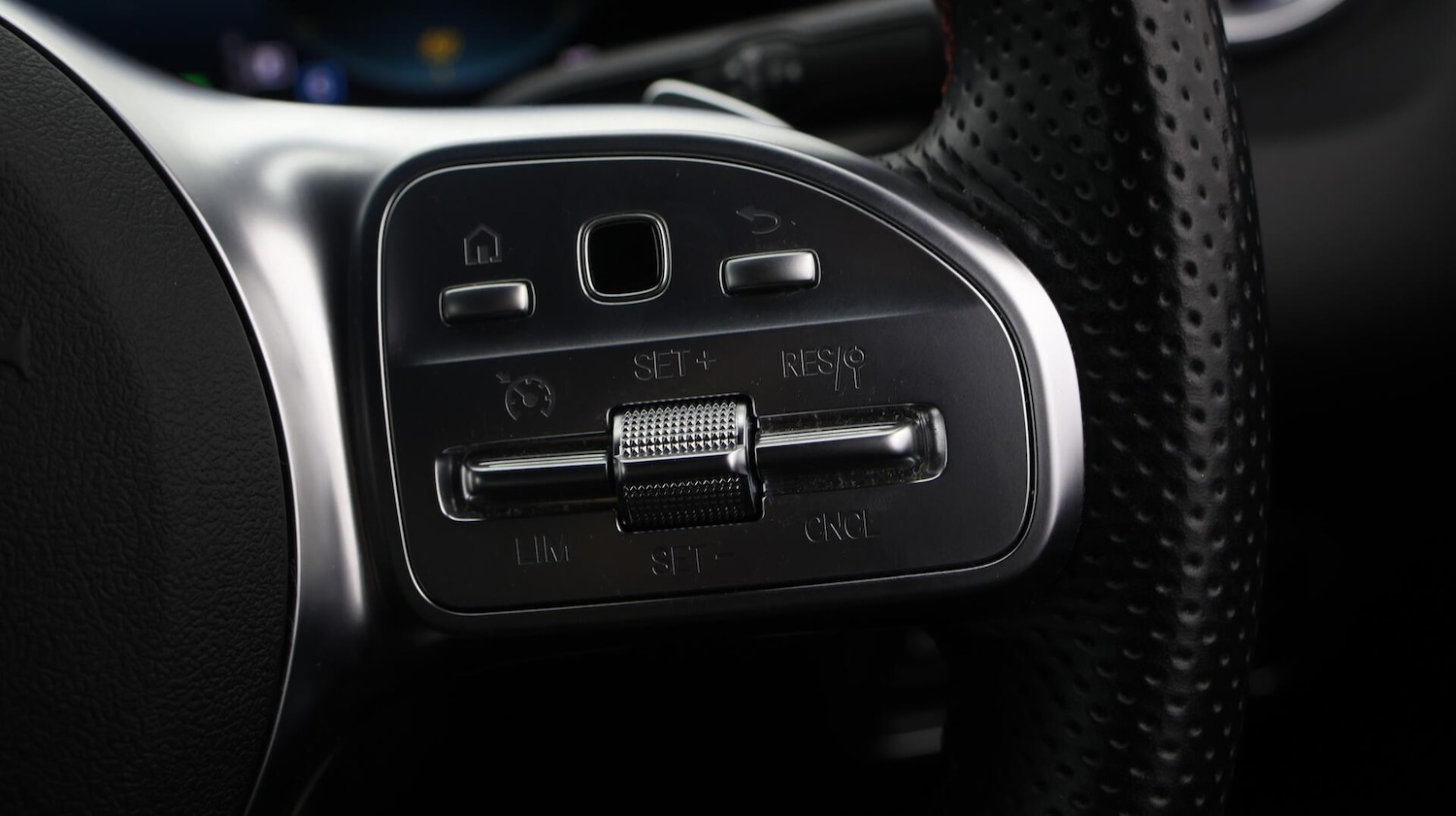 Used Mercedes-Benz EQB 2023 for sale - 76138033: Photo 39
