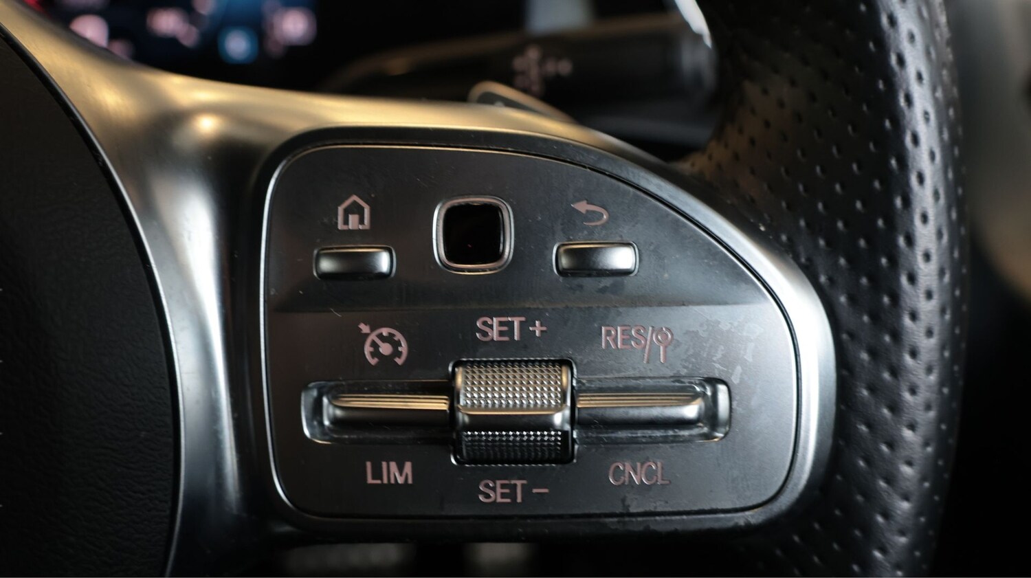 Used Mercedes-Benz A-Class for sale - 77908399: Photo 23