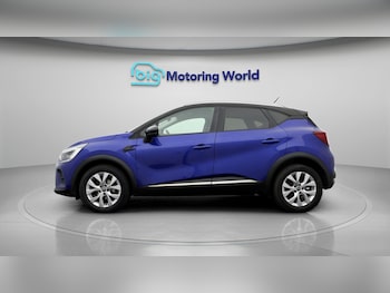 Used Renault Captur 2020 for sale - 79451590: Photo