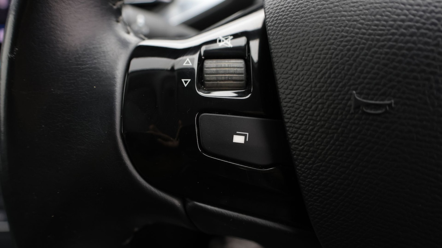 Used Peugeot 308 for sale - 77921611: Photo 21