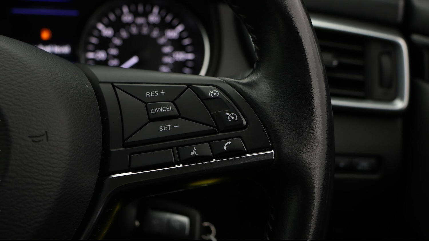 Used Nissan Qashqai 2019 for sale - 76715468: Photo 24