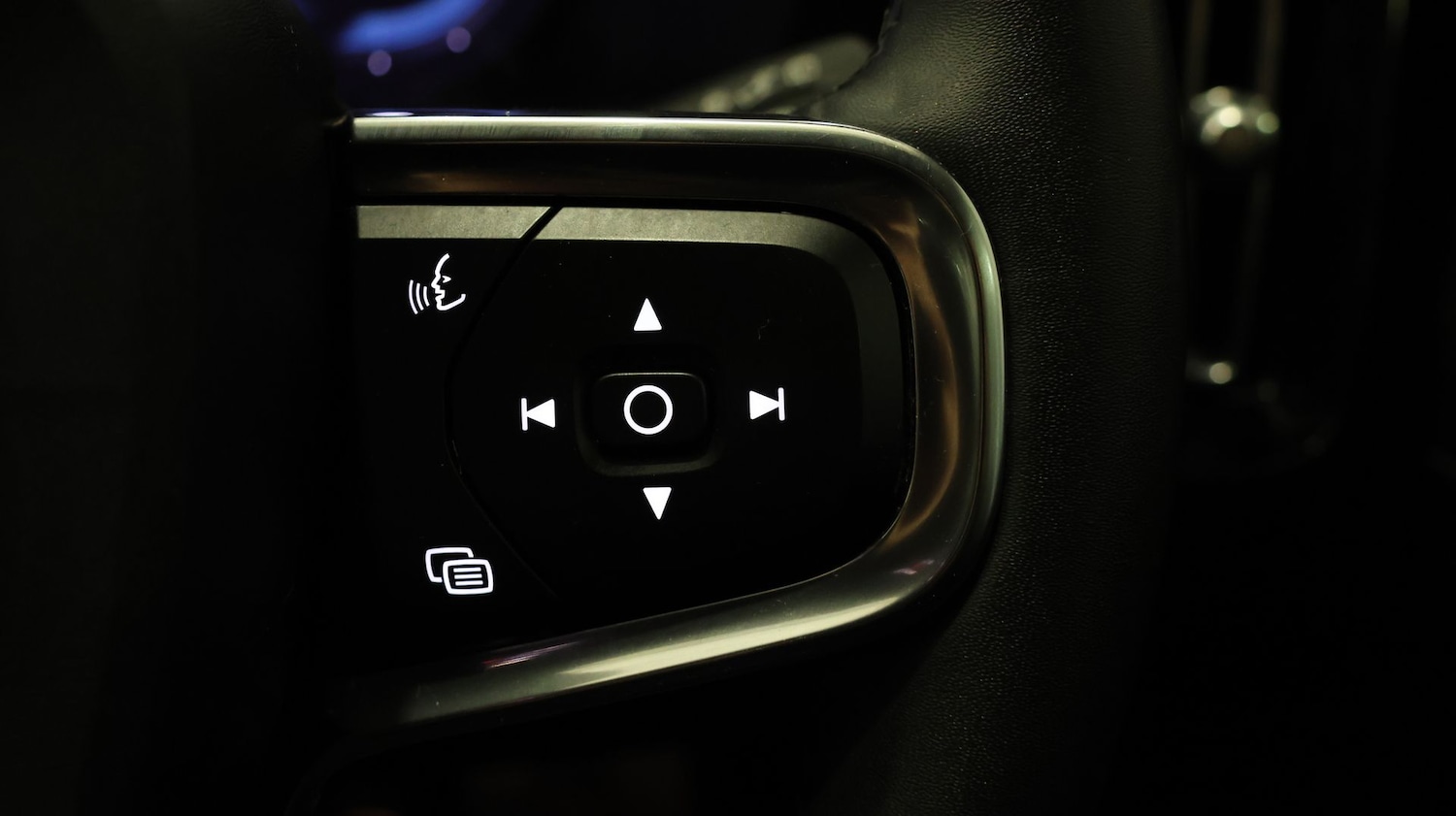 Used Volvo XC40 2022 for sale - 77403982: Photo 22