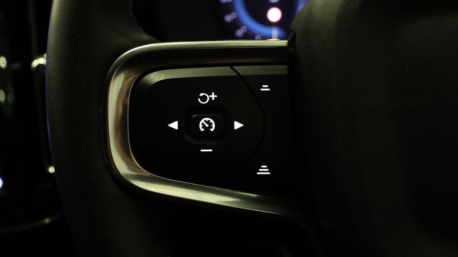 Used Volvo XC40 2022 for sale - 77403982: Photo 23