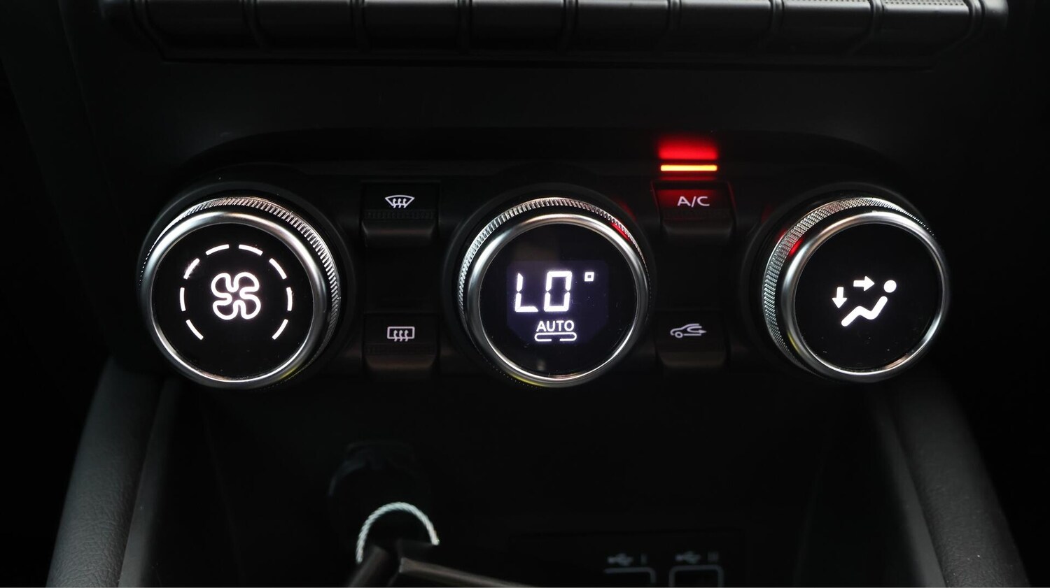 Used Renault Captur 2023 for sale - 76109160: Photo 12