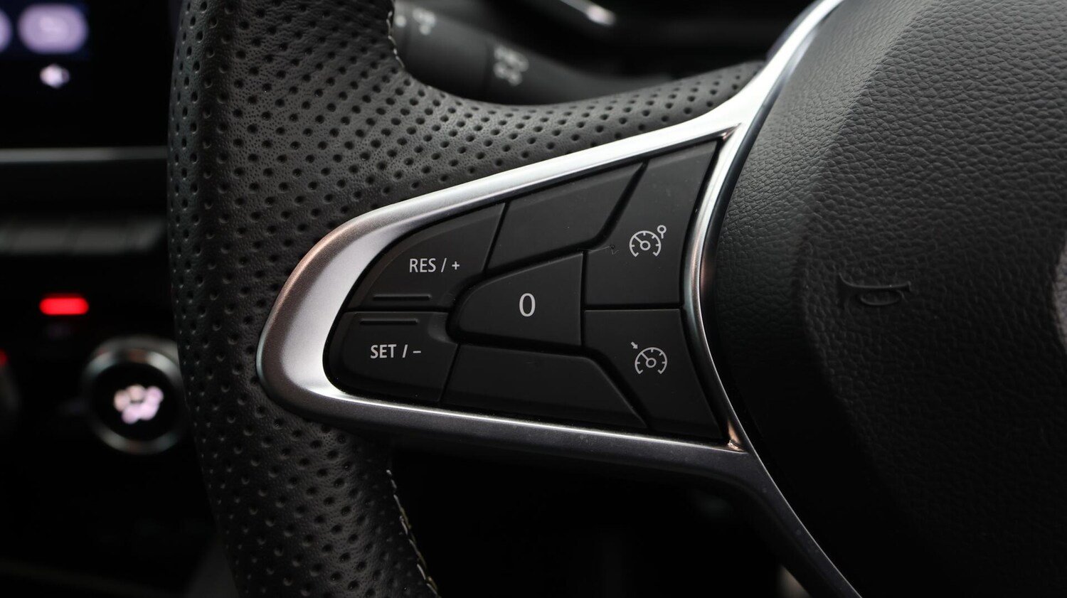 Used Renault Captur 2023 for sale - 76109160: Photo 22
