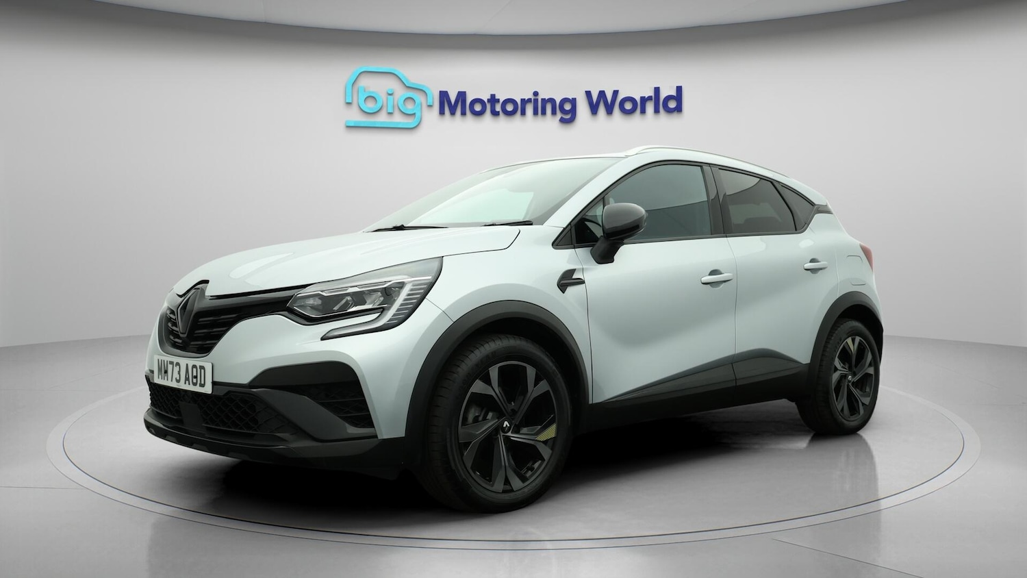 Used Renault Captur 2023 for sale - 76109160: Photo 3