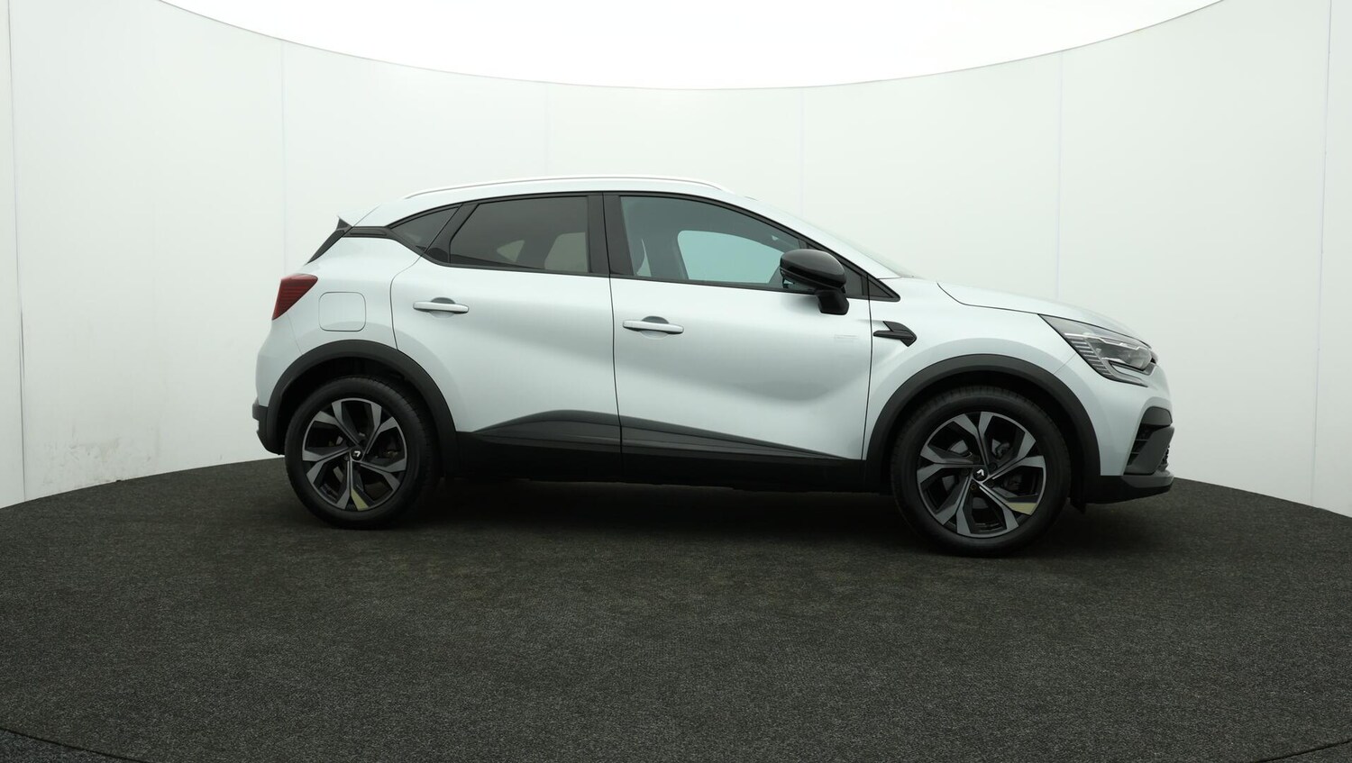 Used Renault Captur 2023 for sale - 76109160: Photo 42