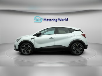 Used Renault Captur 2023 for sale - 76109160: Photo