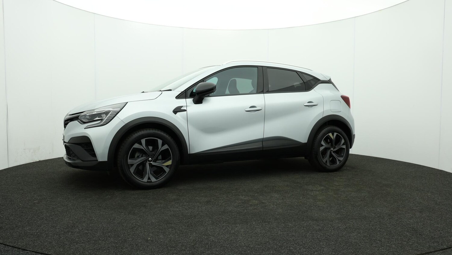 Used Renault Captur 2023 for sale - 76109160: Photo 65