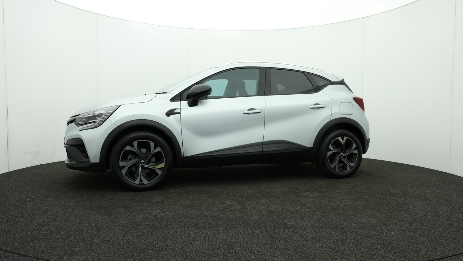 Used Renault Captur 2023 for sale - 76109160: Photo 67