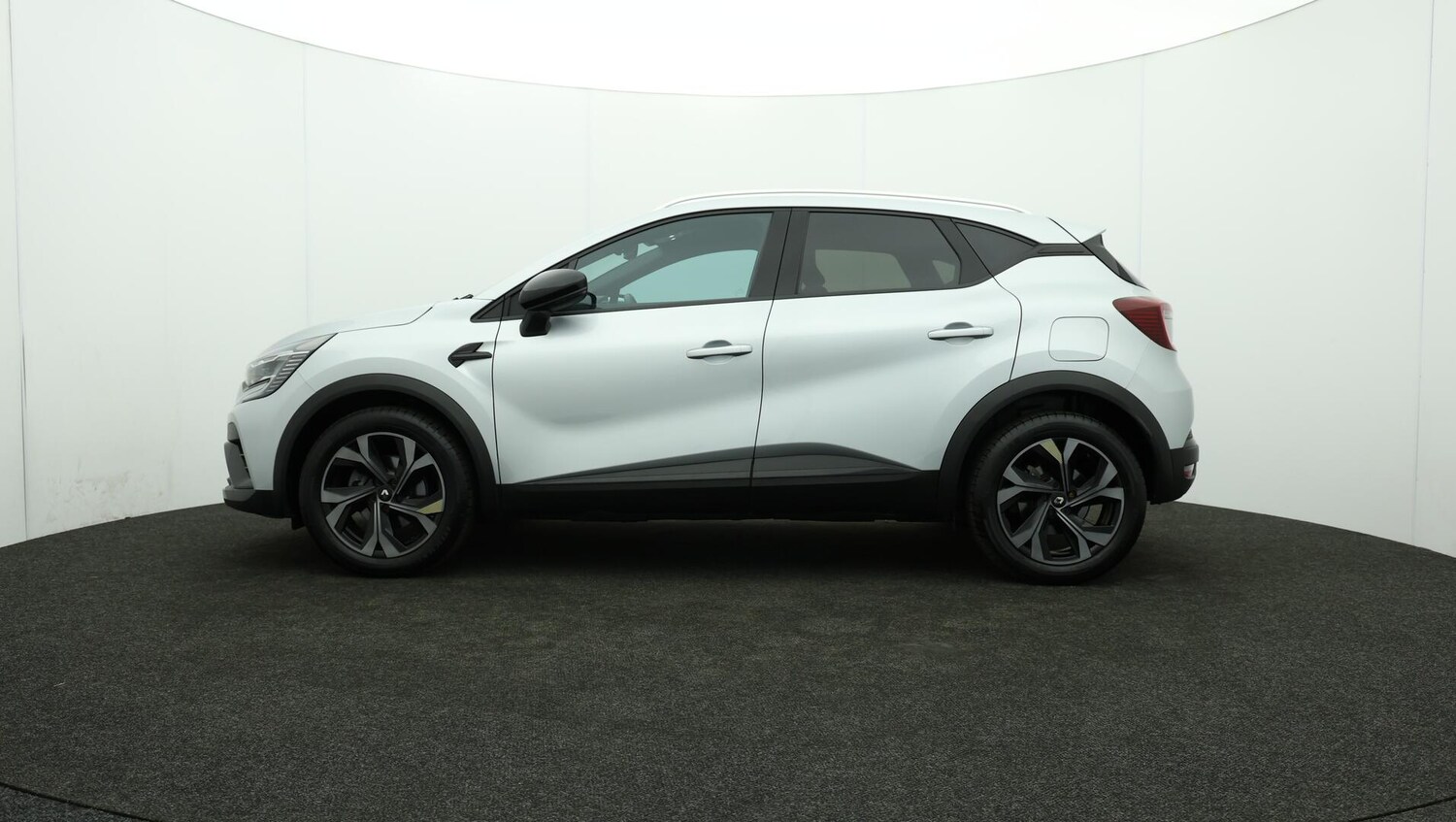 Used Renault Captur 2023 for sale - 76109160: Photo 70